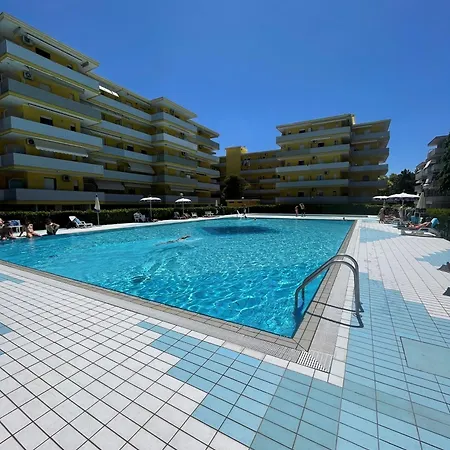 شقة With Balcony In A With Pool *